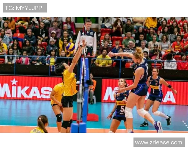 广州排球队在邀请赛中以61分稳居积分榜首位展现强劲实力 广州排球队在邀请赛中以61分稳居积分榜首位展现强劲实力